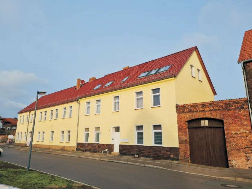 Thumbnail-Haus zum Kaufen in Bitterfeld 1.050.000,00 € 1000 m²