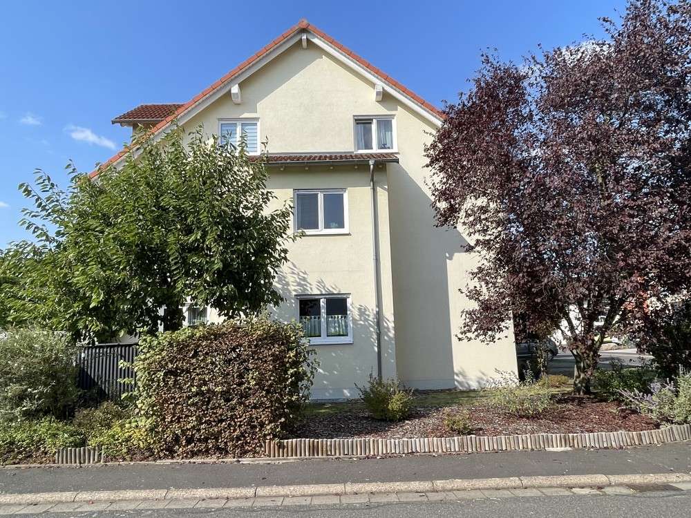 Thumbnail-Wohnung zum Kaufen in Großwallstadt 260.000,00 € 80 m²