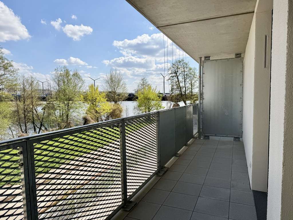 Thumbnail-Wohnung zum Mieten in Berlin 1.264,87 € 83.49 m²