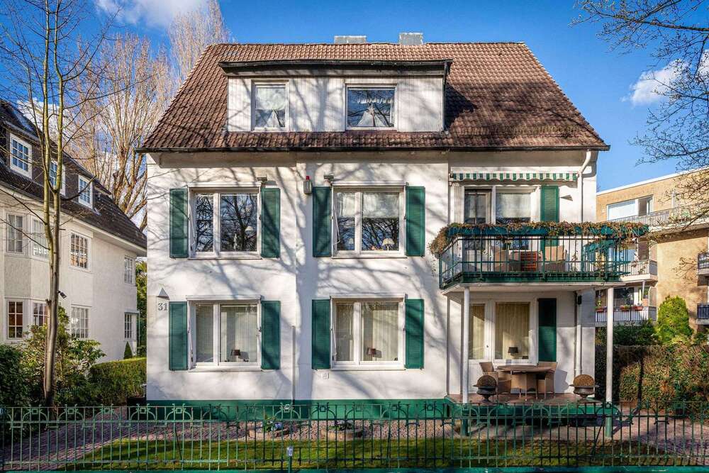 Thumbnail-Haus zum Kaufen in Hamburg 1.590.000,00 € 253 m²
