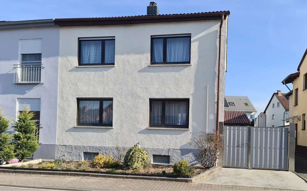 Thumbnail-Haus zum Kaufen in Heddesheim 380.000,00 € 145 m²