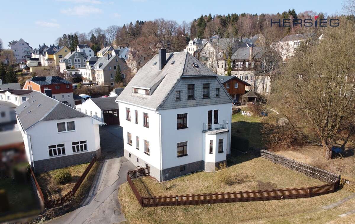 Thumbnail-Haus zum Kaufen in Geyer 150.000,00 € 222 m²