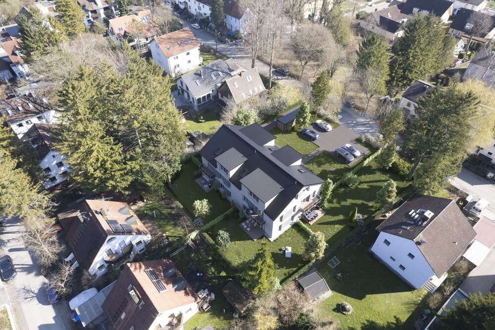 Thumbnail-Grundstück zu verkaufen in Gröbenzell 2.200.000,00 € 1730 m²