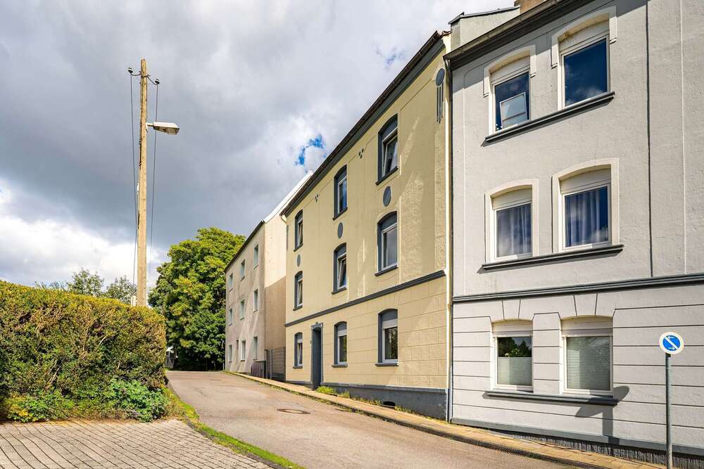 Thumbnail-Haus zum Kaufen in Essen 370.000,00 € 285 m²