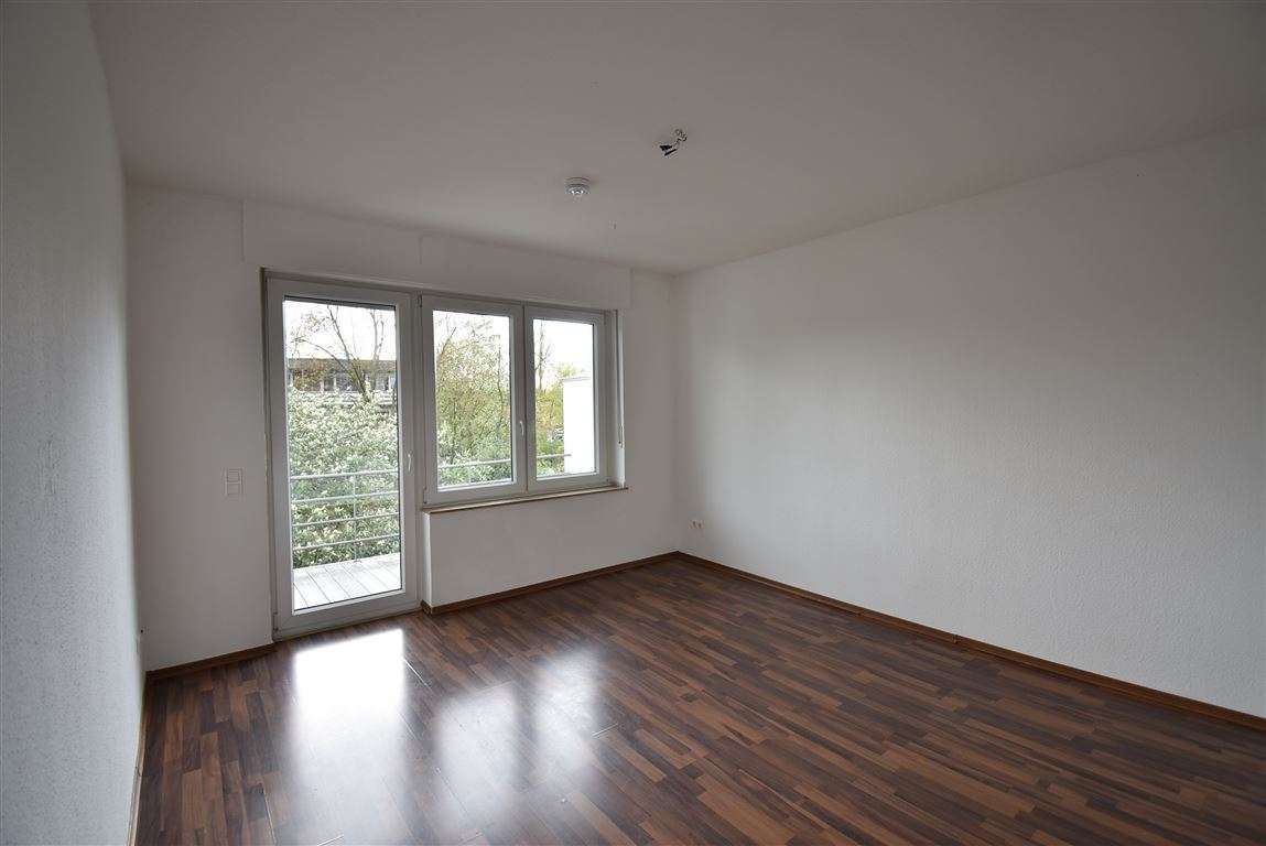 Thumbnail-Wohnung zum Mieten in Krefeld 980,00 € 83.8 m²