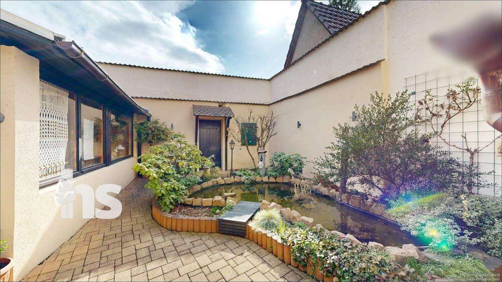 Thumbnail-Haus zum Kaufen in Lutherstadt Eisleben 215.000,00 € 204 m²