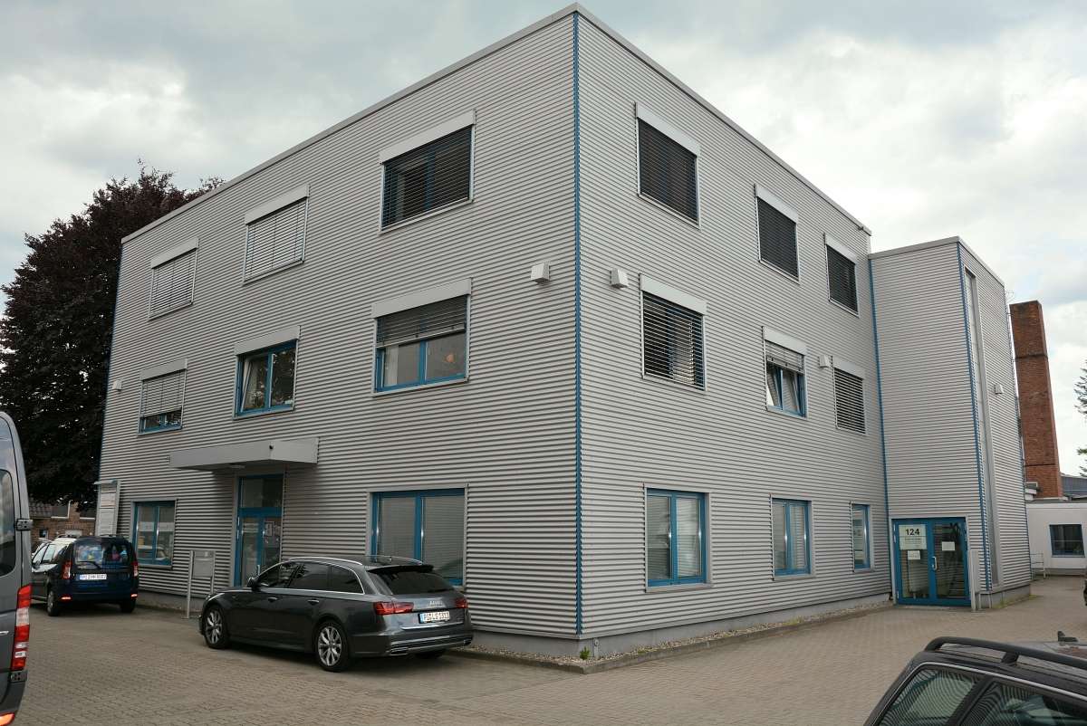 Thumbnail-Büro in Schenefeld 1.250,00 € 122 m²