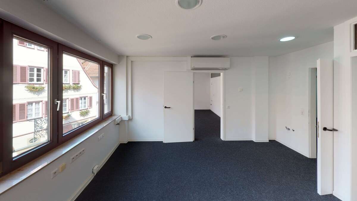 Thumbnail-Büro in Brackenheim 1.200,00 € 191 m²