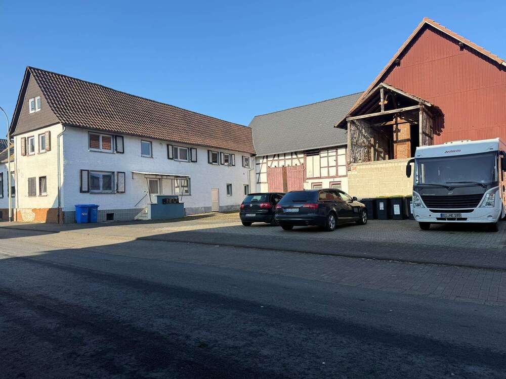 Thumbnail-Grundstück zu verkaufen in Hungen 750.000,00 € 1558 m²