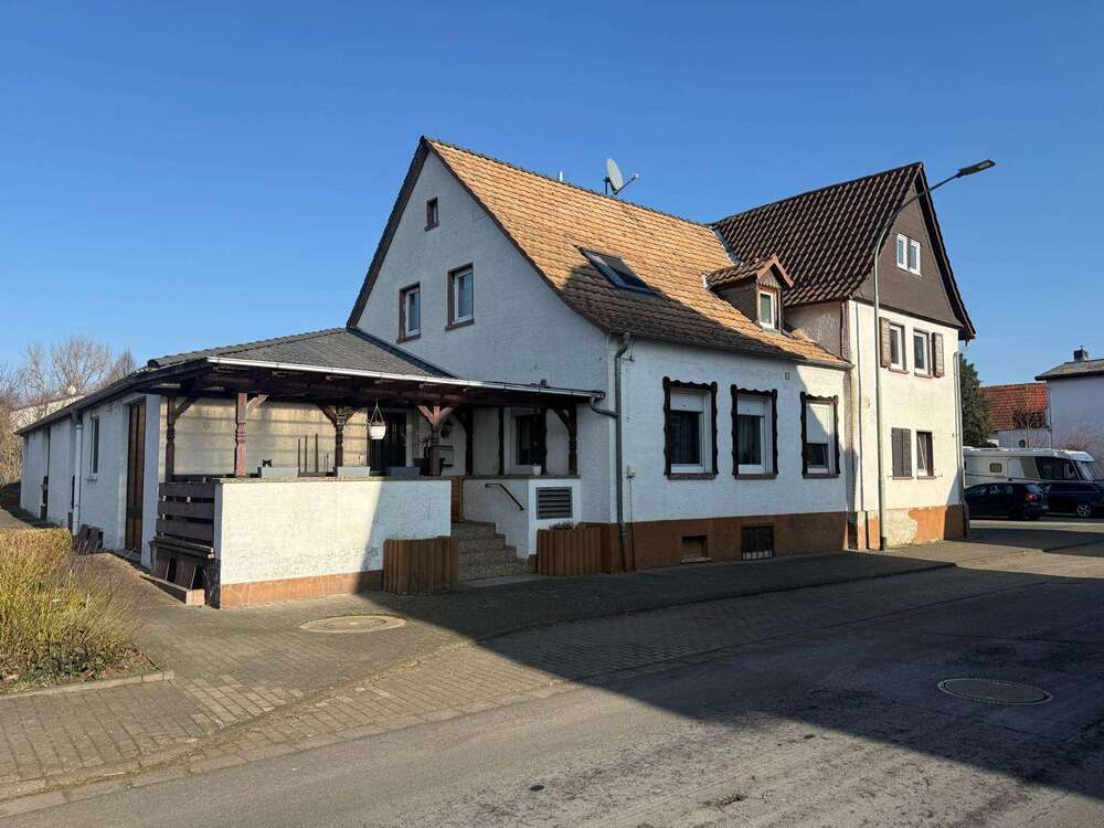 Thumbnail-Haus zum Kaufen in Hungen 750.000,00 € 348 m²