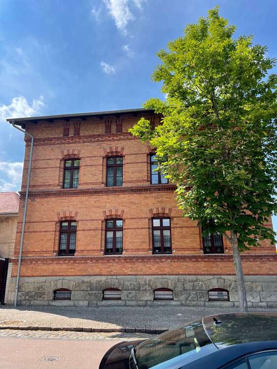 Thumbnail-Haus zum Kaufen in Nienburg 240.000,00 € 222 m²