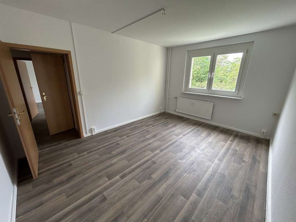 Thumbnail-Wohnung zum Mieten in Aschersleben 260,00 € 41.87 m²