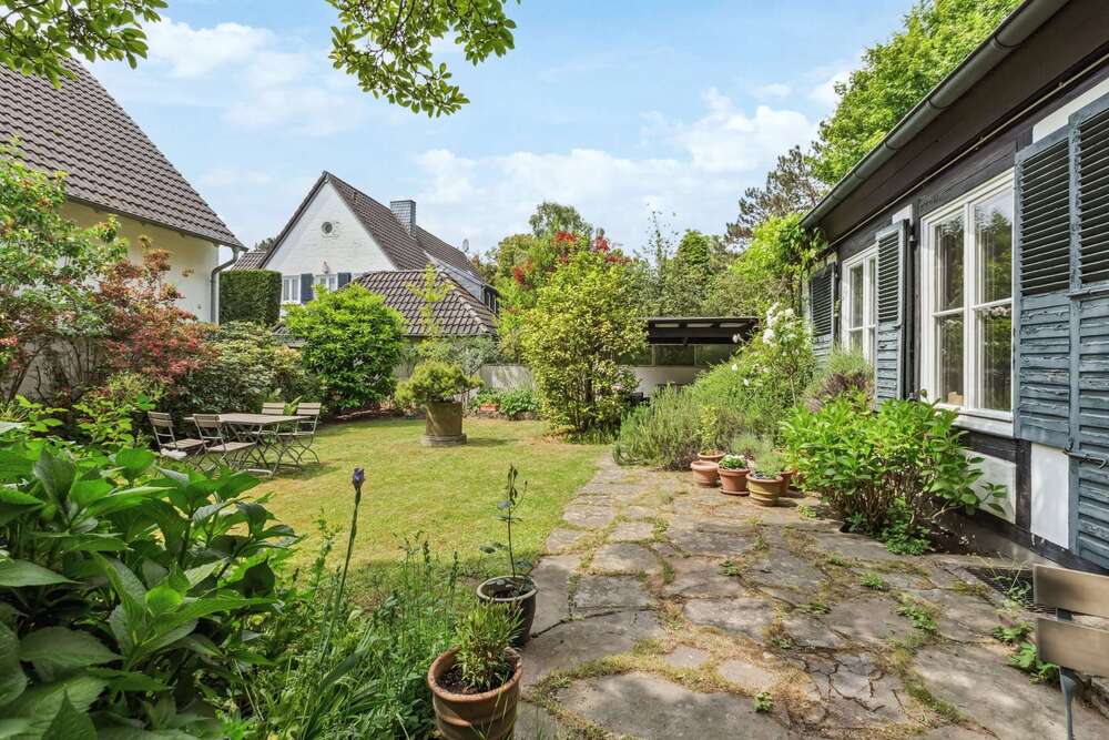 Thumbnail-Haus zum Kaufen in Düsseldorf - Kaiserswerth 2.150.000,00 € 258 m²