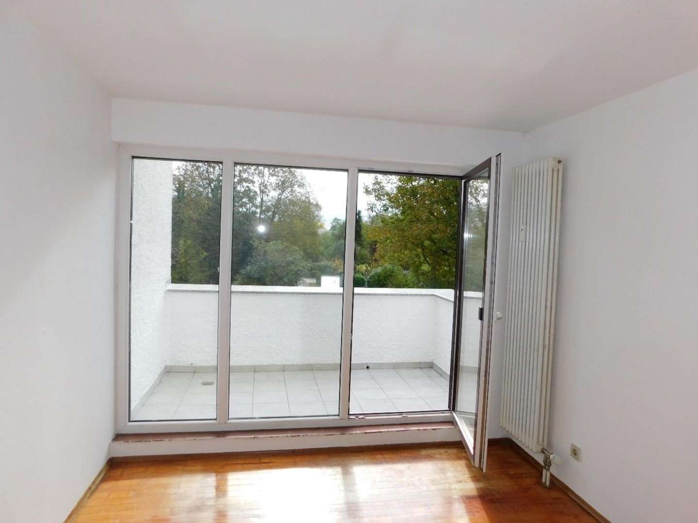 Thumbnail-Wohnung zum Kaufen in Dossenheim 300.000,00 € 75.9 m²