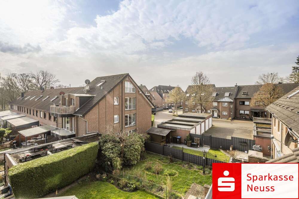 Thumbnail-Wohnung zum Kaufen in Grevenbroich 219.000,00 € 72 m²