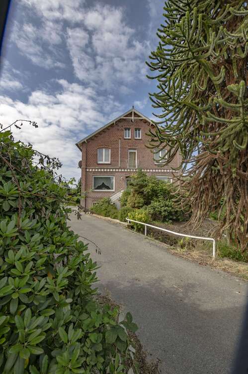 Thumbnail-Haus zum Kaufen in Grünendeich 1.750.000,00 € 351 m²