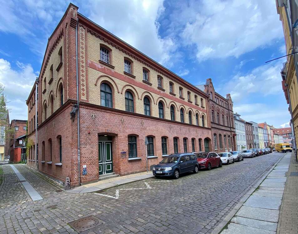 Thumbnail-Wohnung zum Mieten in Stralsund 270,00 € 22.86 m²
