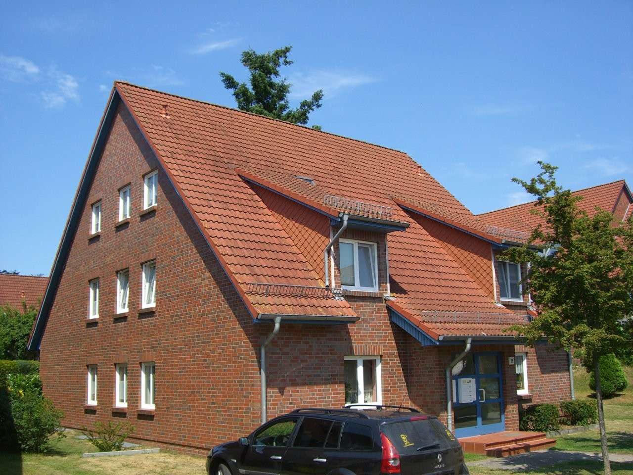 Thumbnail-Wohnung zum Kaufen in Schwerin 200.000,00 € 92.5 m²