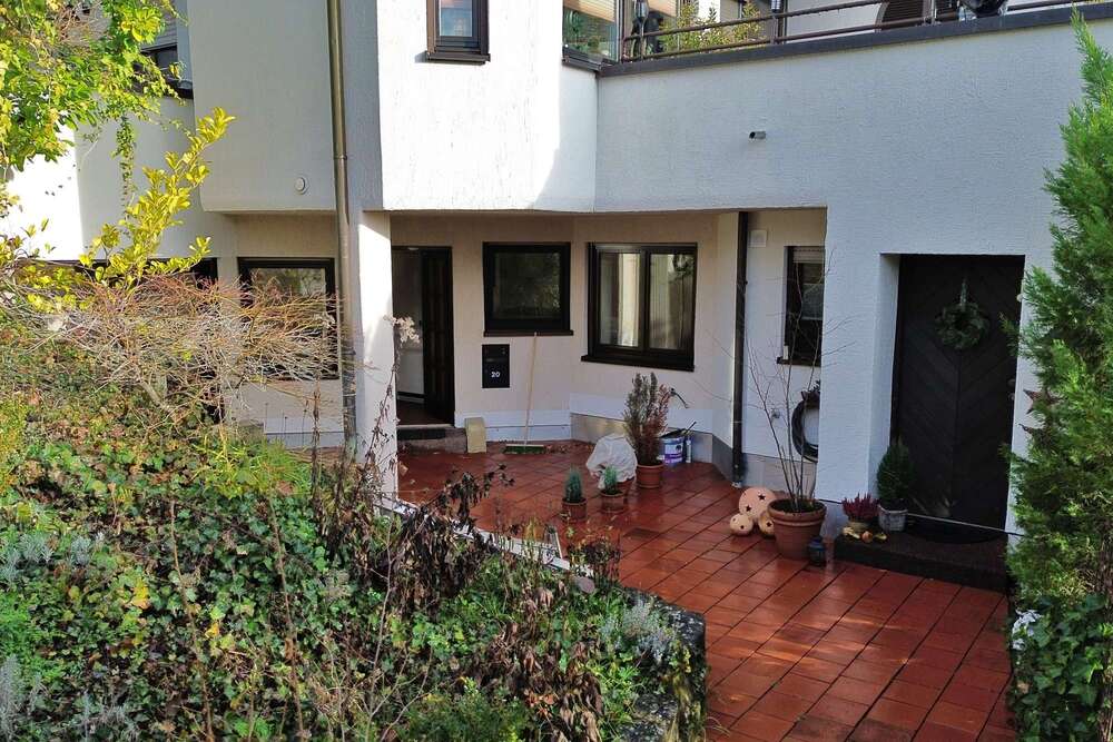 Thumbnail-Wohnung zum Kaufen in Holzgerlingen 279.000,00 € 77 m²