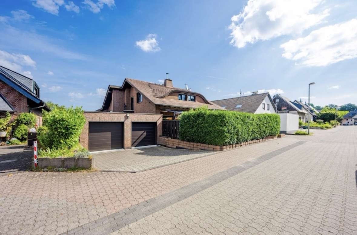 Thumbnail-Haus zum Kaufen in Odenthal 498.000,00 € 151 m²