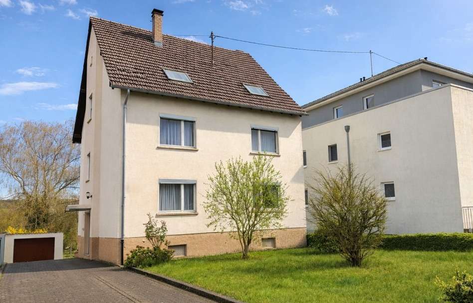 Thumbnail-Haus zum Kaufen in Saarbrücken 199.000,00 € 160 m²