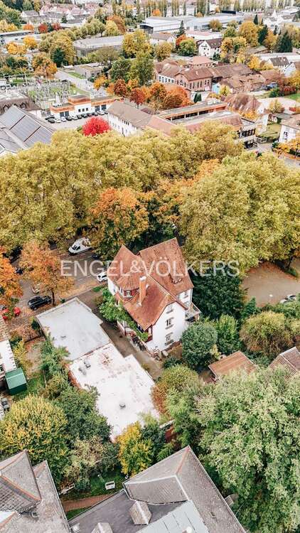 Thumbnail-Haus zum Kaufen in Lahr 498.000,00 € 317 m²