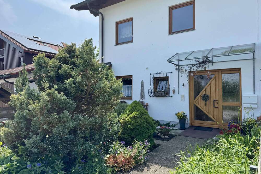 Thumbnail-Haus zum Kaufen in Grabenstätt 650.000,00 € 123 m²