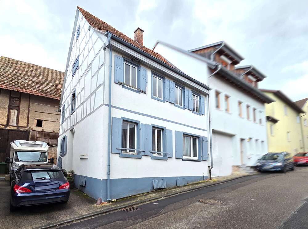 Thumbnail-Haus zum Kaufen in Waibstadt 120.000,00 € 120 m²