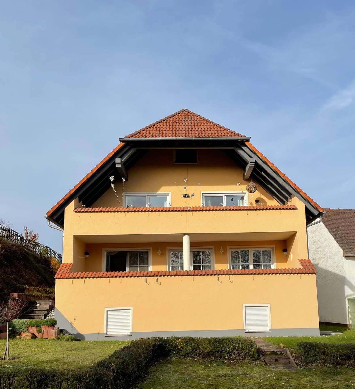Thumbnail-Haus zum Kaufen in Markt Taschendorf 550.000,00 € 260 m²