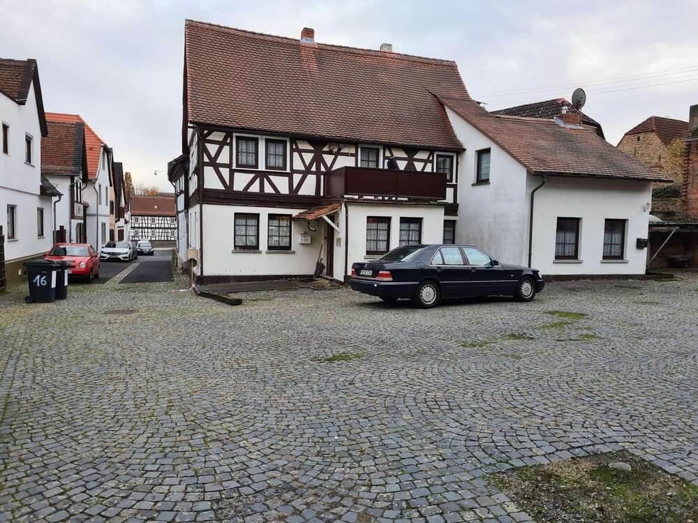 Thumbnail-Haus zum Kaufen in Wiesbaden 1.750.000,00 € 180 m²