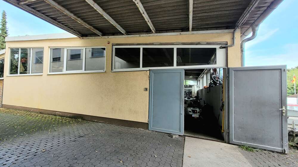 Thumbnail-Halle in Lich 850,00 € 165 m²