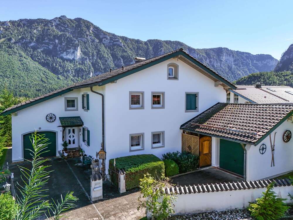 Thumbnail-Haus zum Kaufen in Inzell 980.000,00 € 162 m²