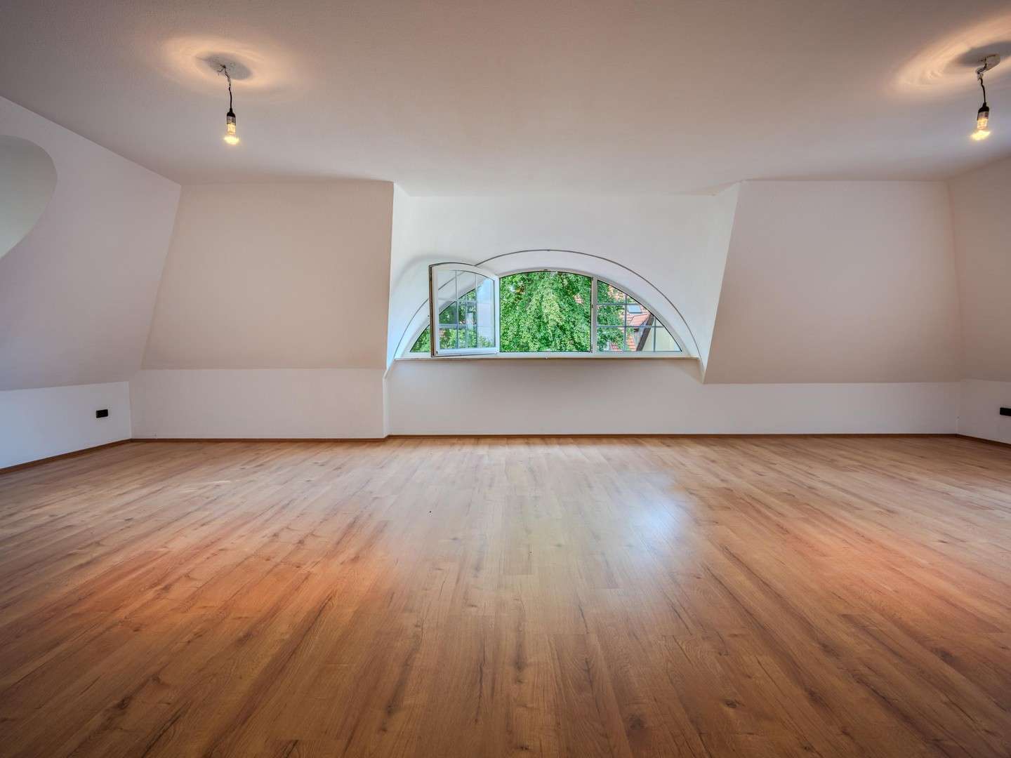 Thumbnail-Wohnung zum Mieten in Fürth 990,00 € 120 m²