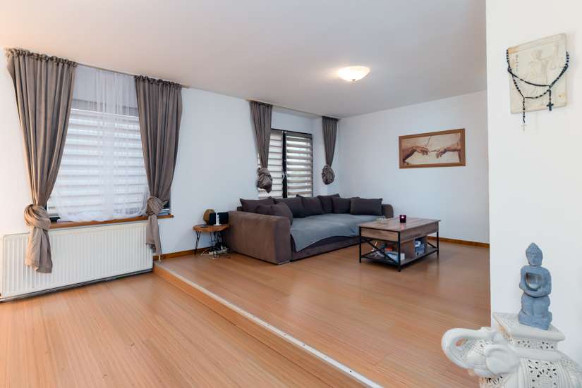 Thumbnail-Wohnung zum Kaufen in Krefeld 159.000,00 € 98 m²