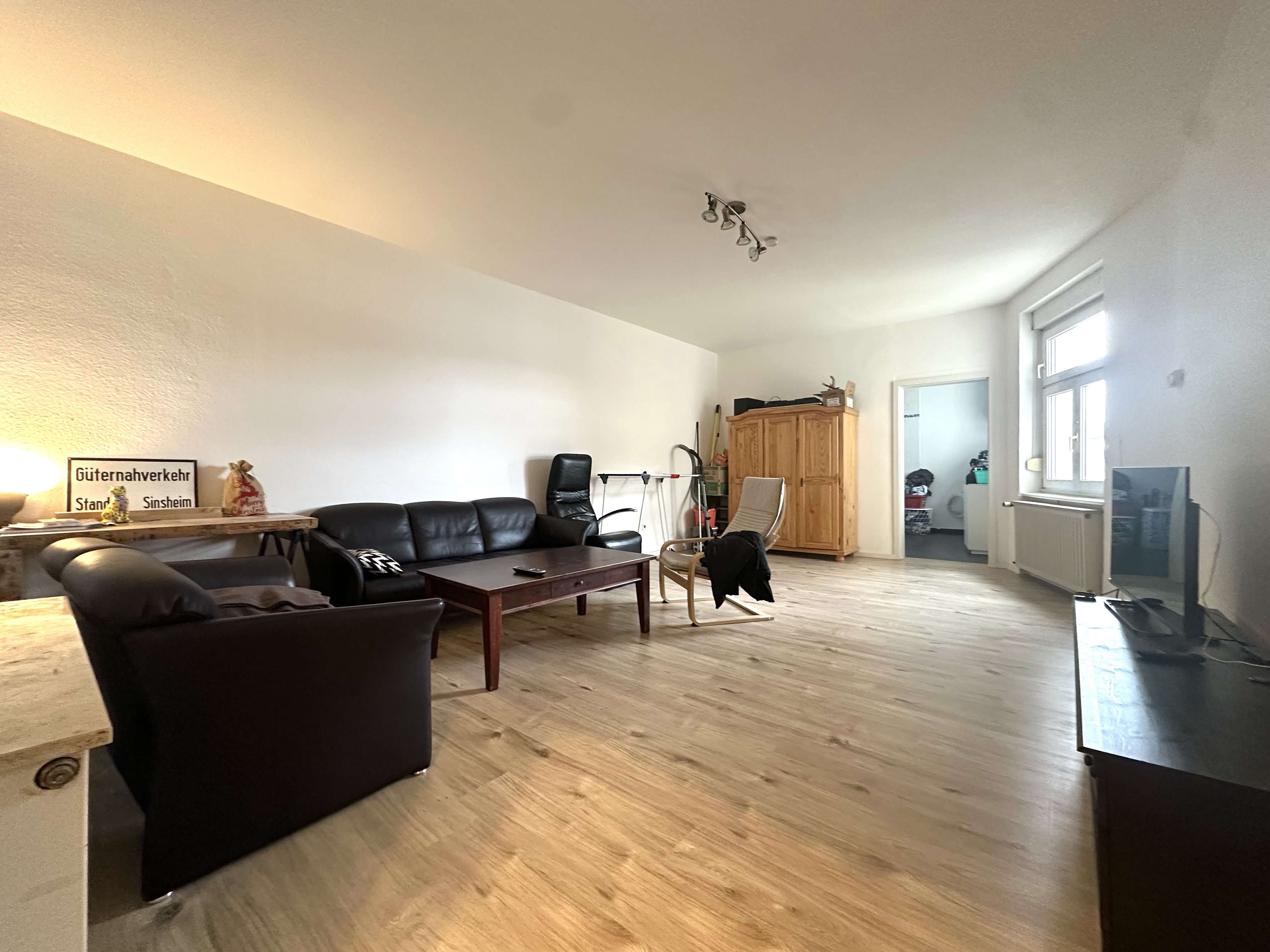 Thumbnail-Wohnung zum Mieten in Karlsruhe 1.230,00 € 98.8 m²