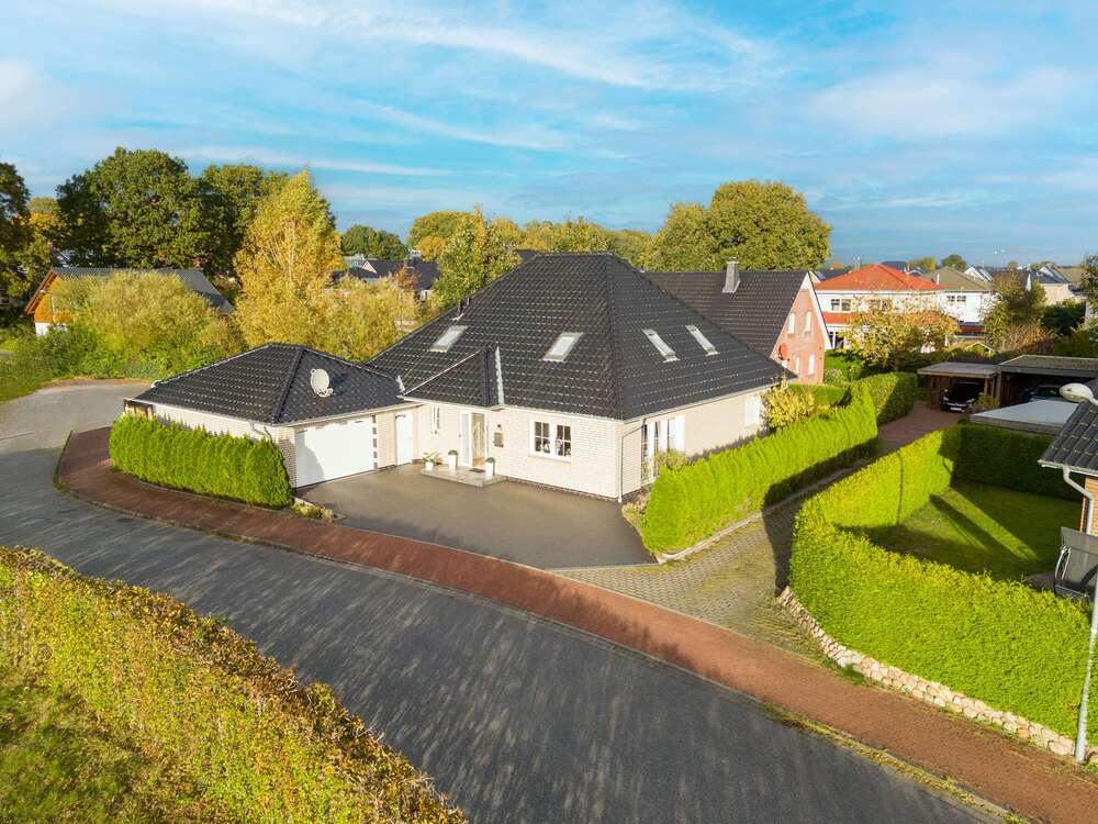 Thumbnail-Haus zum Kaufen in Bad Barmstedt 658.000,00 € 186 m²