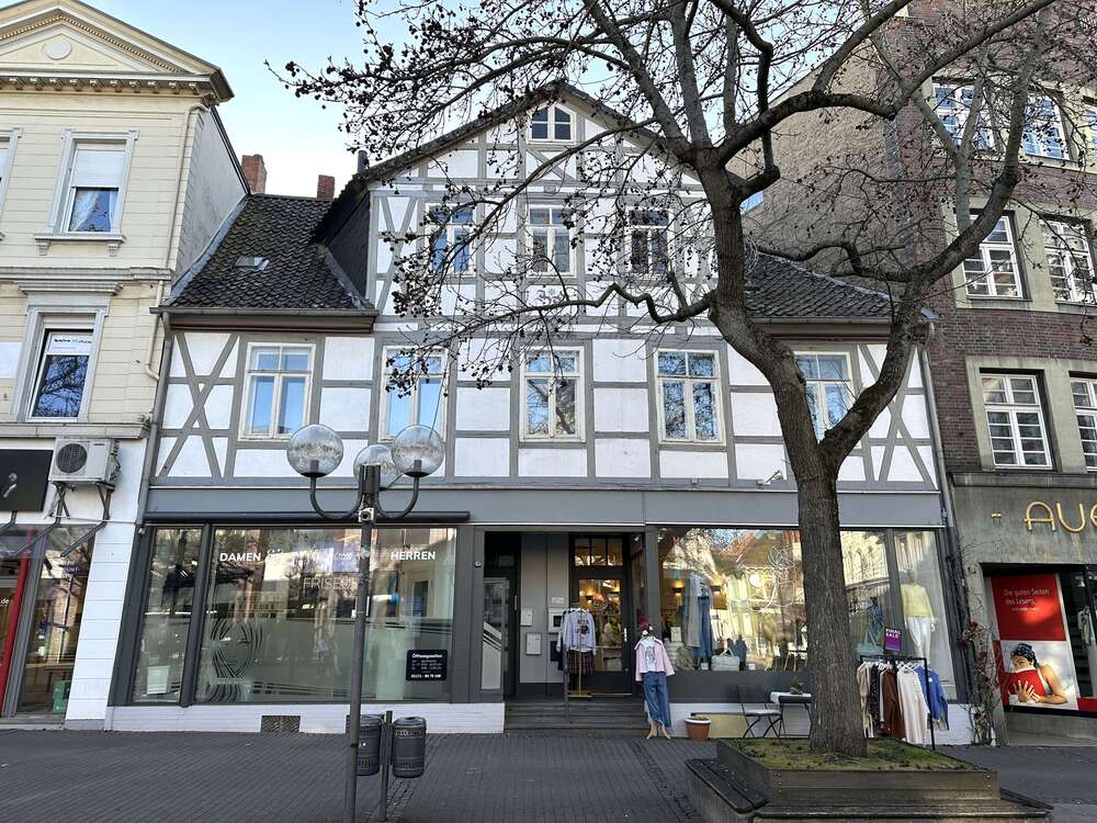Thumbnail-Haus zum Kaufen in Peine 250.000,00 € 150 m²