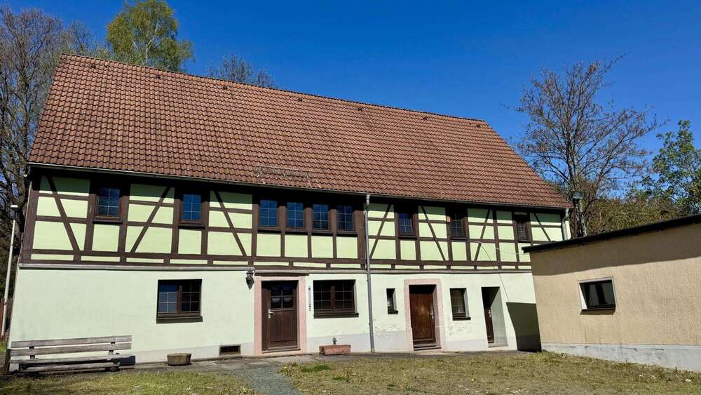 Thumbnail-Haus zum Kaufen in Zwickau 99.000,00 € 162 m²