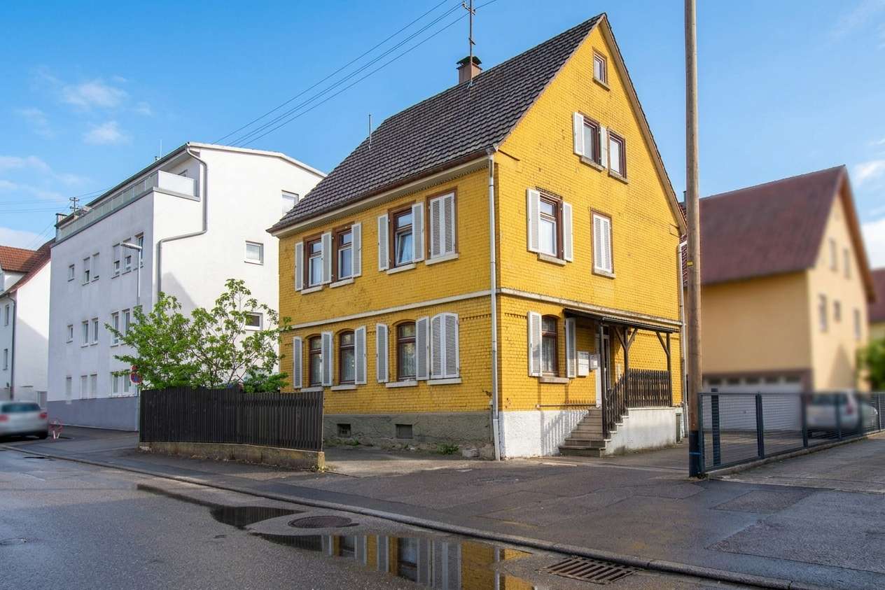 Thumbnail-Haus zum Kaufen in Kirchheim am Neckar 310.000,00 € 190.24 m²
