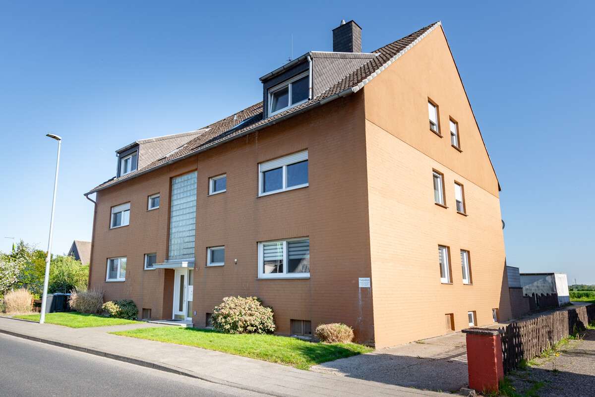 Thumbnail-Wohnung zum Kaufen in Erkelenz Schwanenberg 159.000,00 € 83.74 m²