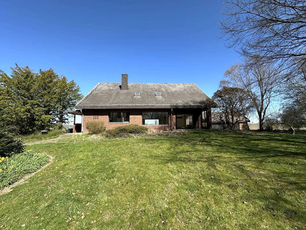 Thumbnail-Haus zum Mieten in Söhlde 1.800,00 € 250 m²