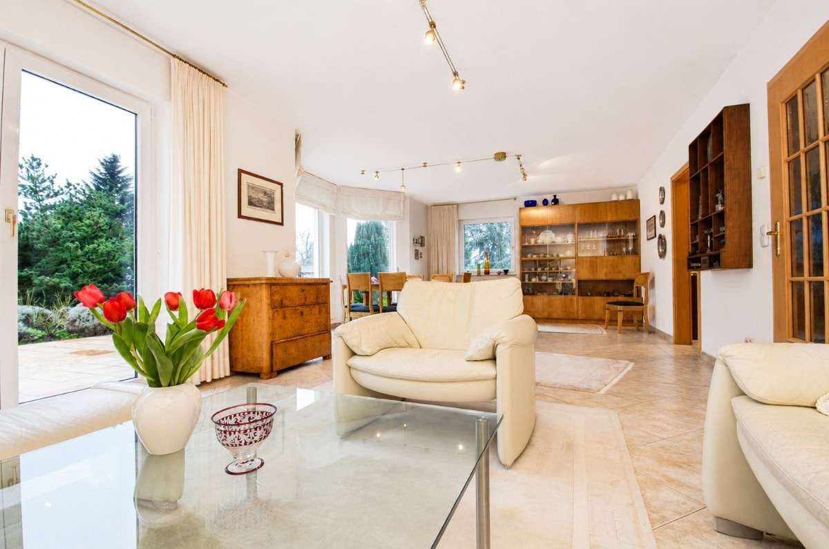 Thumbnail-Haus zum Mieten in Berlin 2.800,00 € 150 m²