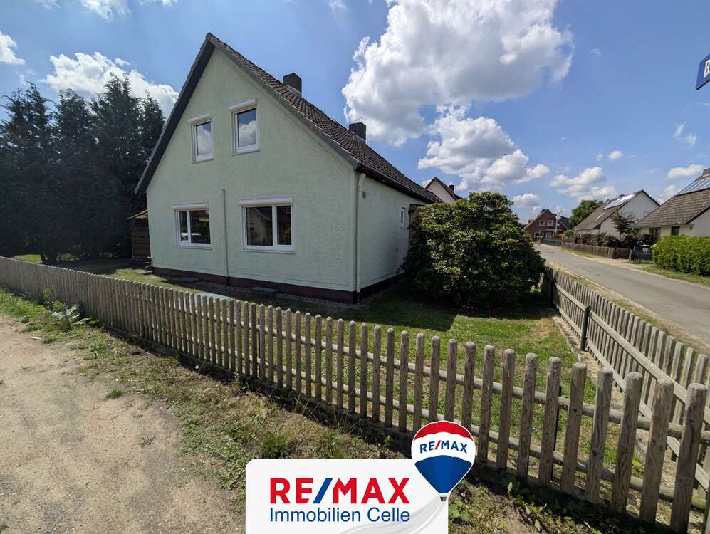 Thumbnail-Haus zum Kaufen in Celle 157.000,00 € 90 m²