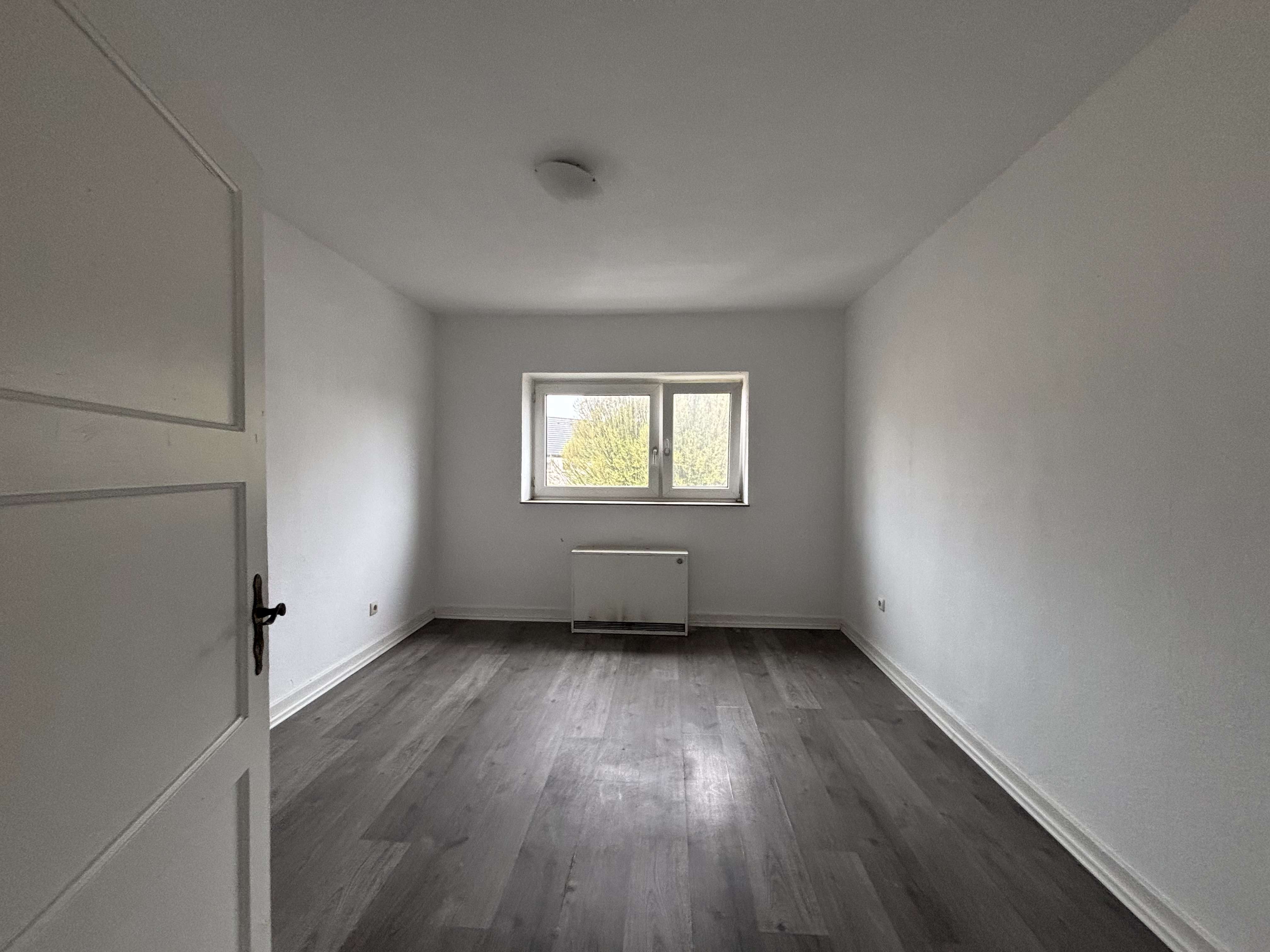 Thumbnail-Wohnung zum Mieten in Essen 450,00 € 42.15 m²