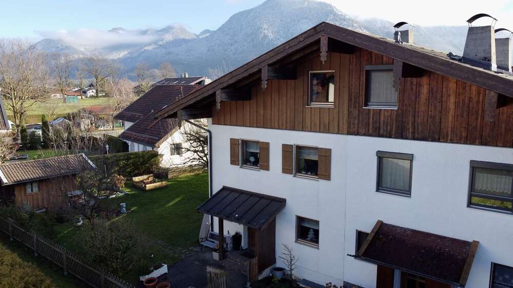 Thumbnail-Haus zum Kaufen in Grassau 799.000,00 € 183 m²