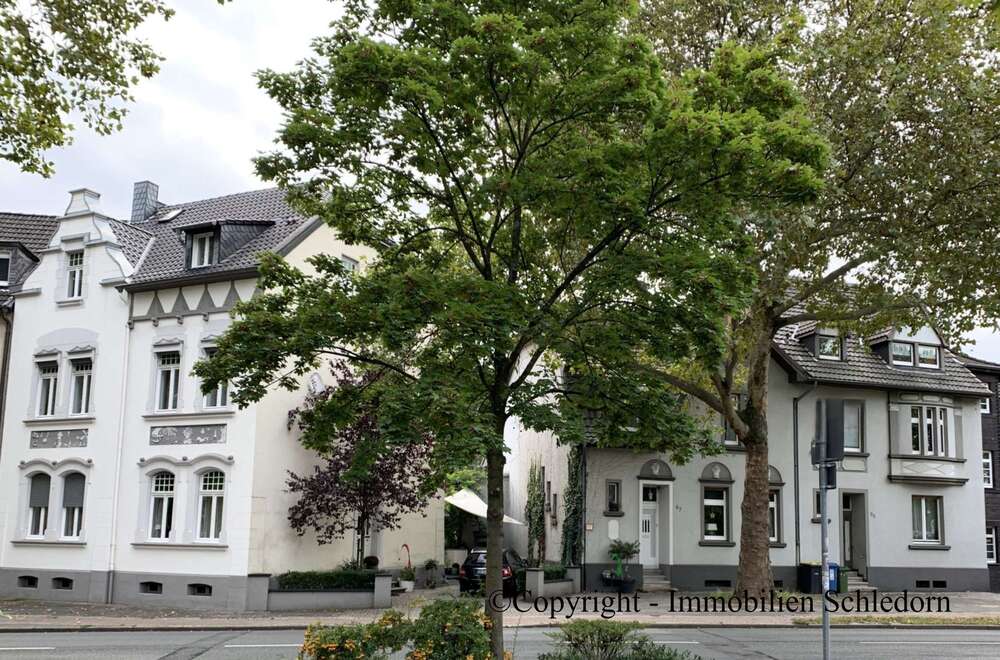 Thumbnail-Haus zum Kaufen in Oberhausen 998.000,00 € 552 m²