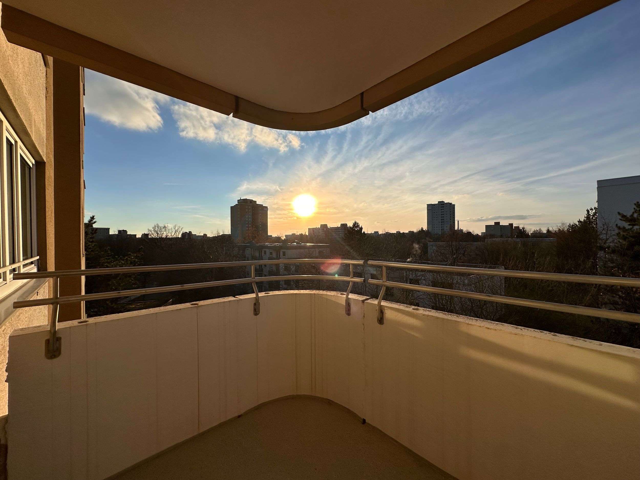 Thumbnail-Wohnung zum Mieten in Nürnberg 1.180,00 € 90.14 m²