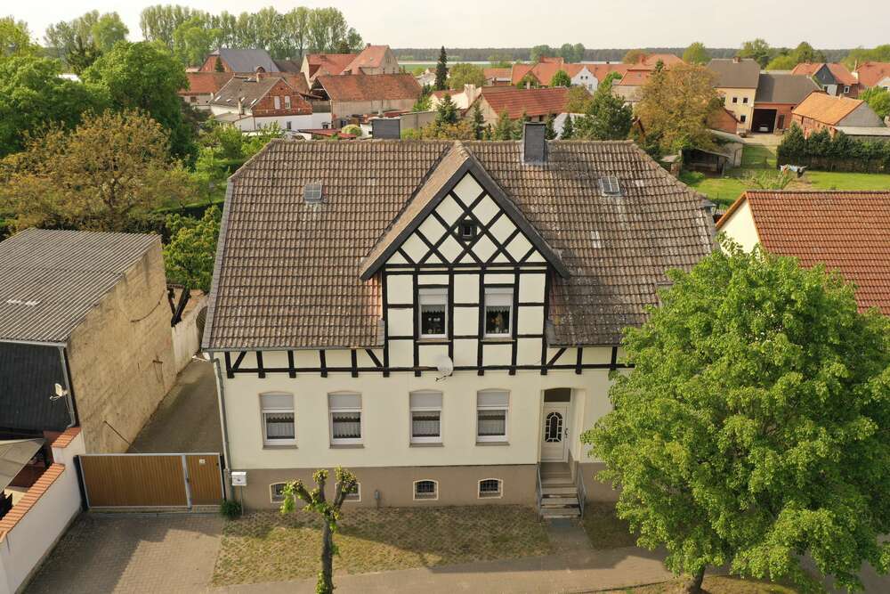 Thumbnail-Haus zum Kaufen in Klüden 150.000,00 € 260 m²