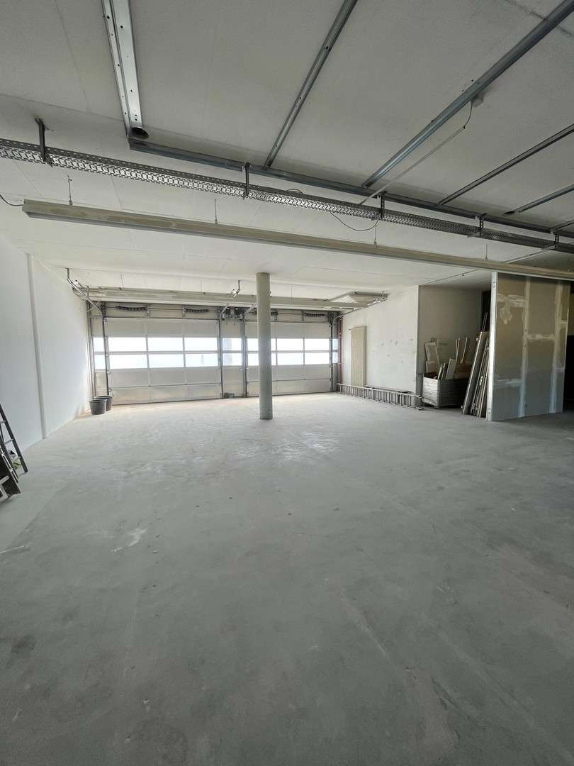 Thumbnail-Halle in Ditzingen 2.600,00 € 260 m²