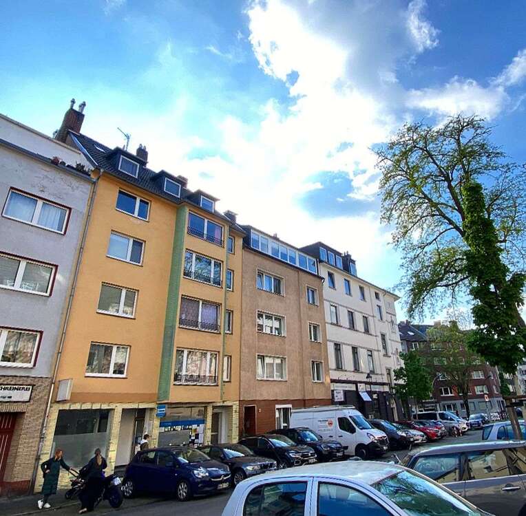Thumbnail-Wohnung zum Kaufen in Düsseldorf 270.000,00 € 80 m²